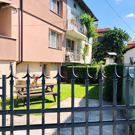 Pavlovi Apartments Samokov Exterior photo